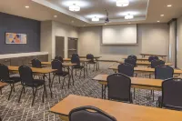 La Quinta Inn & Suites by Wyndham Atlanta South - McDonough