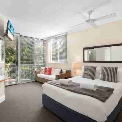 Noosa Tropicana Rooms