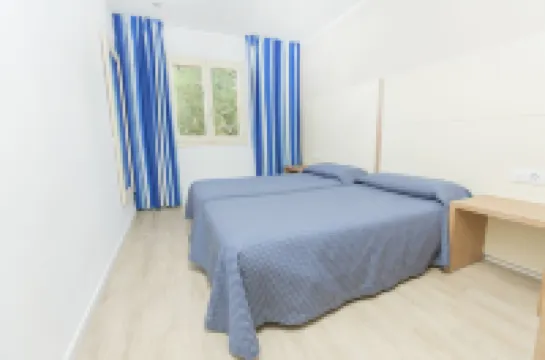 アパートホテル フローラ