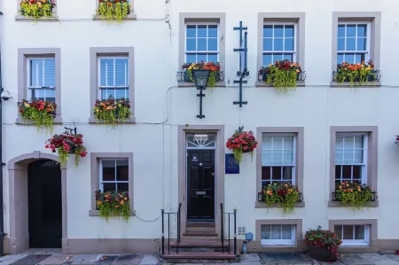 Georgian House Hotel Отели в г. Клитор