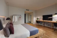 โรงแรมเลโอปาร์ดี โรงแรมใน