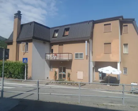 Hotel Ristorante la Sorgente Hotels in Plesio