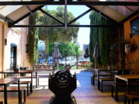 Caledonian Hotel Motel Hotels in Echuca