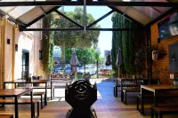 Caledonian Hotel Motel Hotel a Echuca