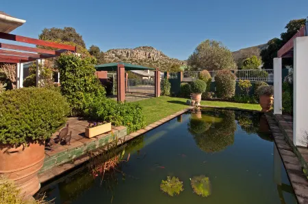 Brown Jug Guest House