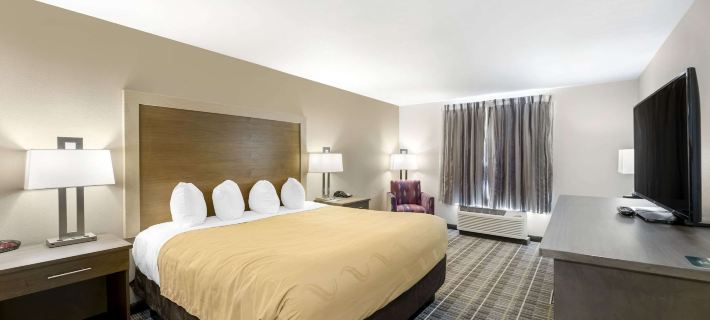 Quality Inn & Suites Carlsbad Caverns Area Hôtels à&nbsp;: Comte d'Eddy