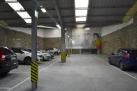 Hotel Alda Palacio Valdés - parking