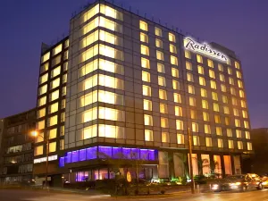 Radisson Decapolis Miraflores