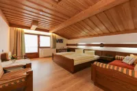 Forellenstube Hotels in der Nähe von Loferer Alm Bahn 2
