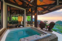 Tulemar Resort - Hot Tub