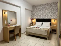 Caravel Hotel Apartments - balcony