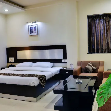 Hotel Shanti Palace