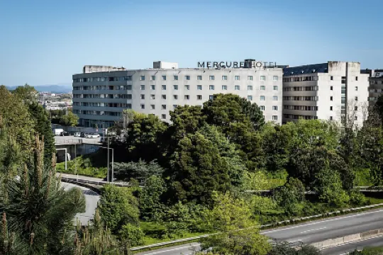 Mercure Porto Gaia Hotel Отели рядом с достопримечательностью «Synagogue Kadoorie - Mekor Haim»