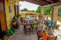 B&B Dell'Aviatore Hôtels à : Attigliano