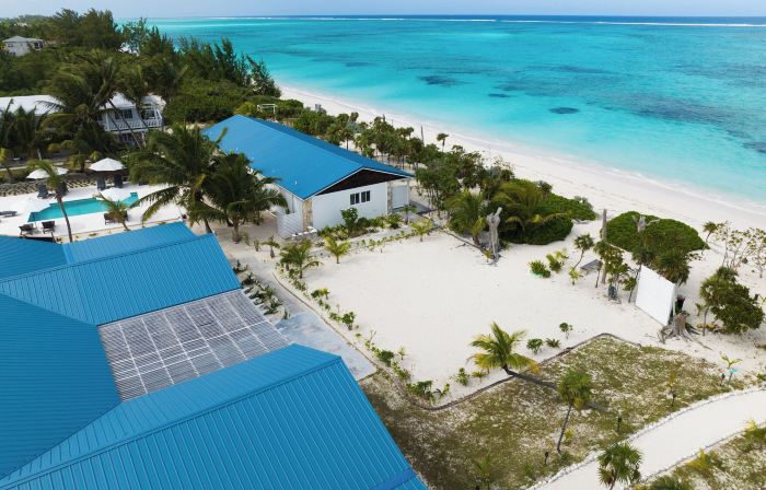 Pelican Beach Hotel
