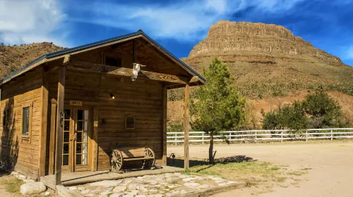 Grand Canyon Western Ranch Hotels in Meadview