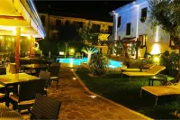 Hotel Due Torri - Pools