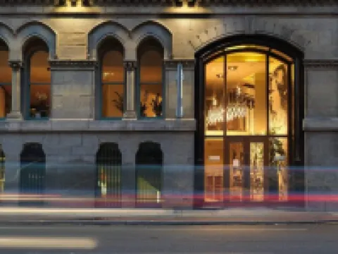 The Townhouse Manchester Hotels near Manchester Museum