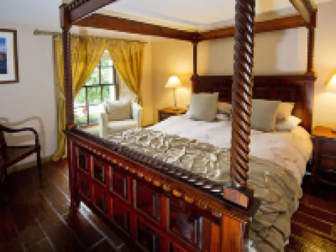 The Falls of Dochart Inn Hotels in Killin