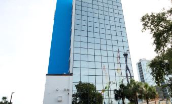 Aqua Beach Inn