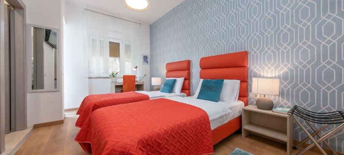 La Preziosa Rooms โรงแรมในปูลา