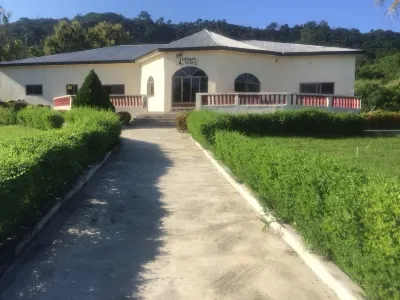 懷爾德溫度假村 - 青年旅舍 住宿飯店