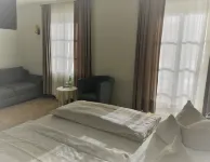 Landhotel Steffen فنادق في مولهايم