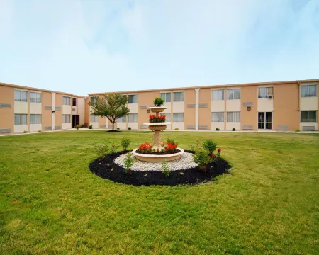 Quality Inn Отели рядом с достопримечательностью «Sphere Virtual Reality Arcade»