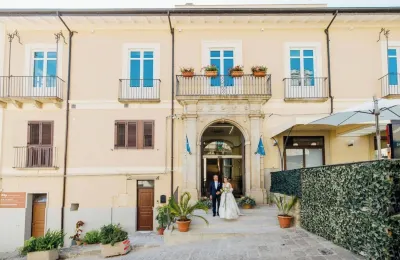 Le Corti Dimora Storica Hotel in zona Canolo Nuovo