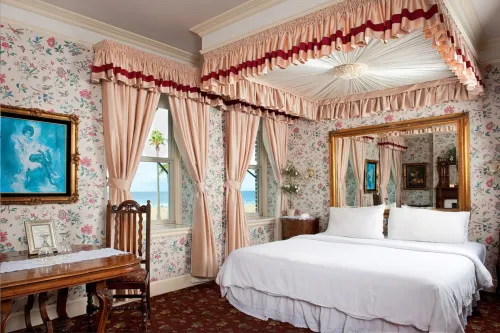 Doryman's Oceanfront Inn Hotels in Newport Beach