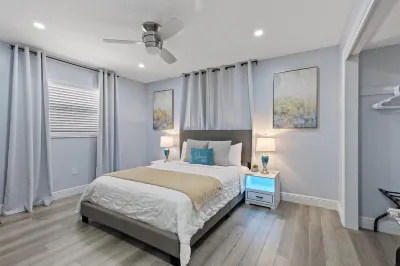 🏝️Tropical Oasis Plus.Near IMG Academy and Beaches! Các khách sạn gần 11th Street Gallery