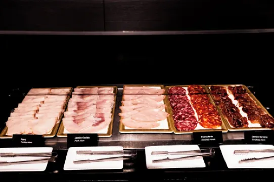 Acevi Villarroel Питание Photos