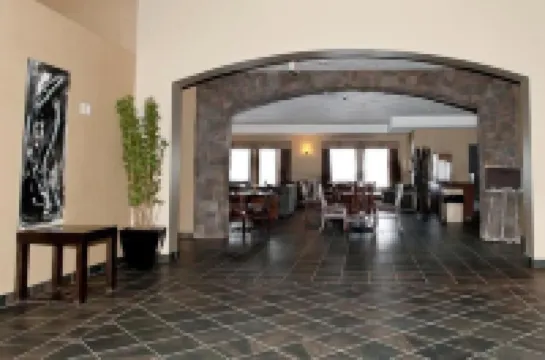 파라다이스 인 & 스위트 밸리뷰