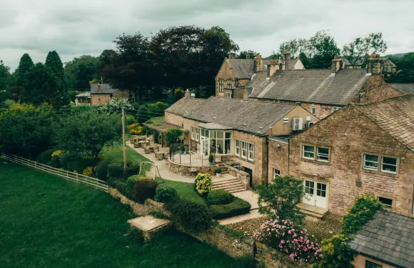 捨本阿姆斯酒店