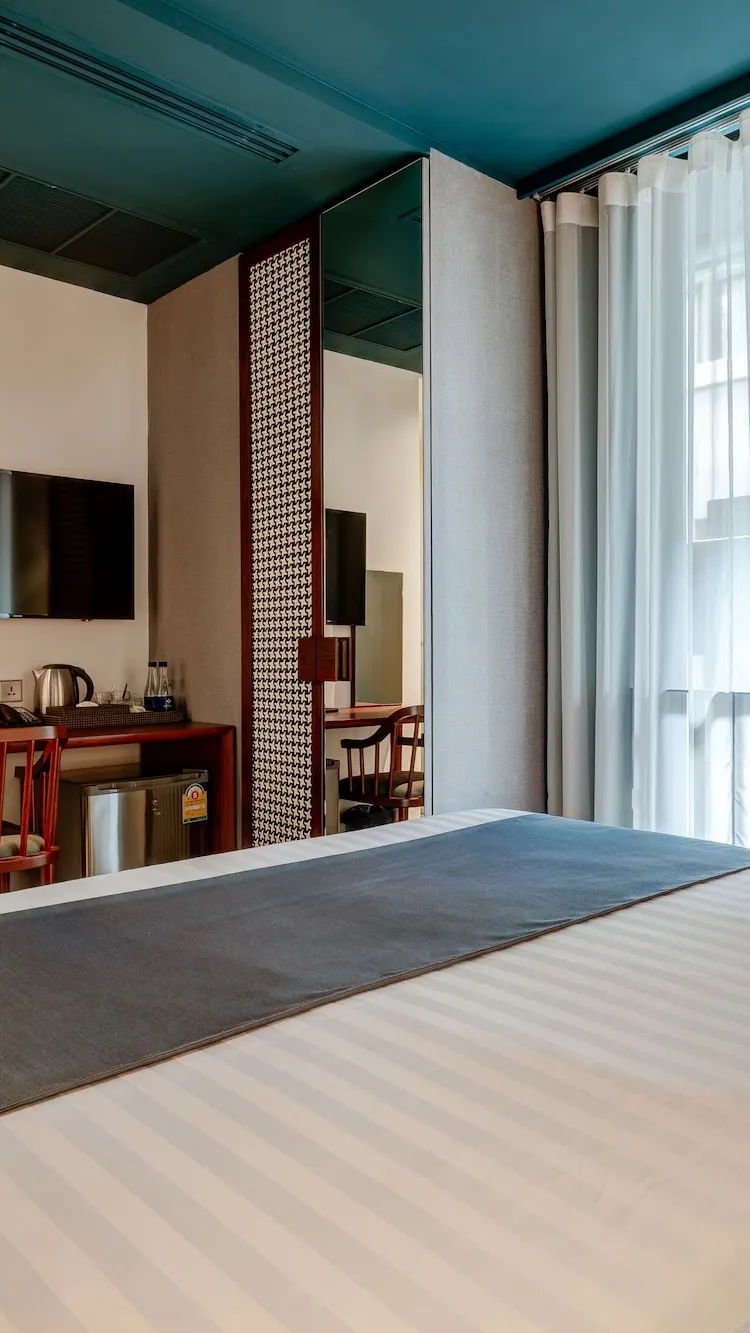 ห้องสแตนดาร์ด เตียงควีนไซส์ ปลอดบุหรี่