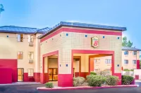 Super 8 by Wyndham - Mesa/Gilbert Hotels in Mesa