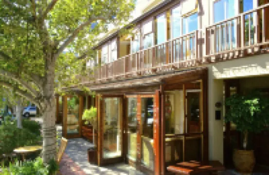 IKhaya Lodge
