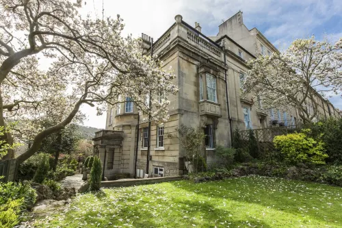 Grosvenor Villa Hotel di Colerne