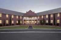 Brassey Hotel - Managed by Doma Hotels Hotels in Forrest
