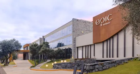 Epic Hotel Villa de Merlo Отели в г. Хунин