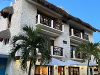 Flamingo Hotel Hoteles cerca de Isla de la Pasion