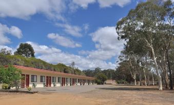 Wagon Wheel Motel & Units