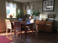 Falls Inn Hotels in Warren