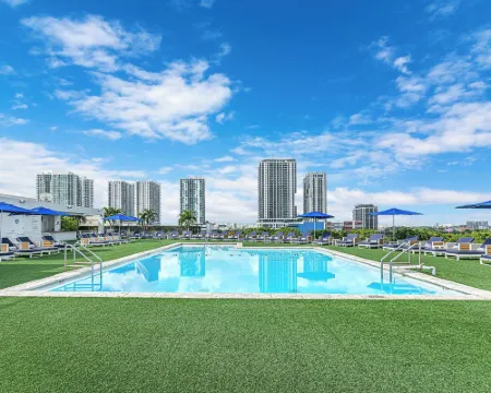 ฮิลตัน ดาวน์ทาวน์ไมอามี โรงแรมในไมอามี