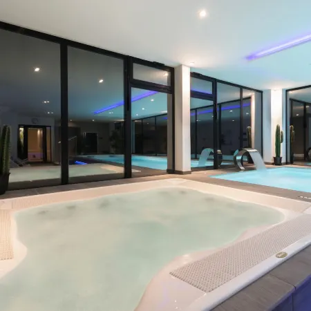 Carnac Lodge Hotel & Spa