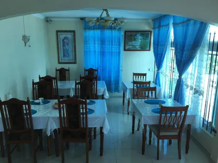 Luxor Residence Guesthouse Отели рядом с достопримечательностью «Остров Серф»