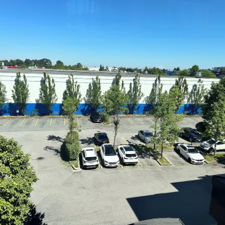 Holiday Inn Express & Suites Riverport Richmond by IHG