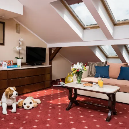 Booking Hotel Crown Piast & Spa