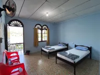 Abadi Guest House Hotels in Ambarita