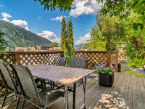 Cloudside Hotel Hotels in Central Kootenay